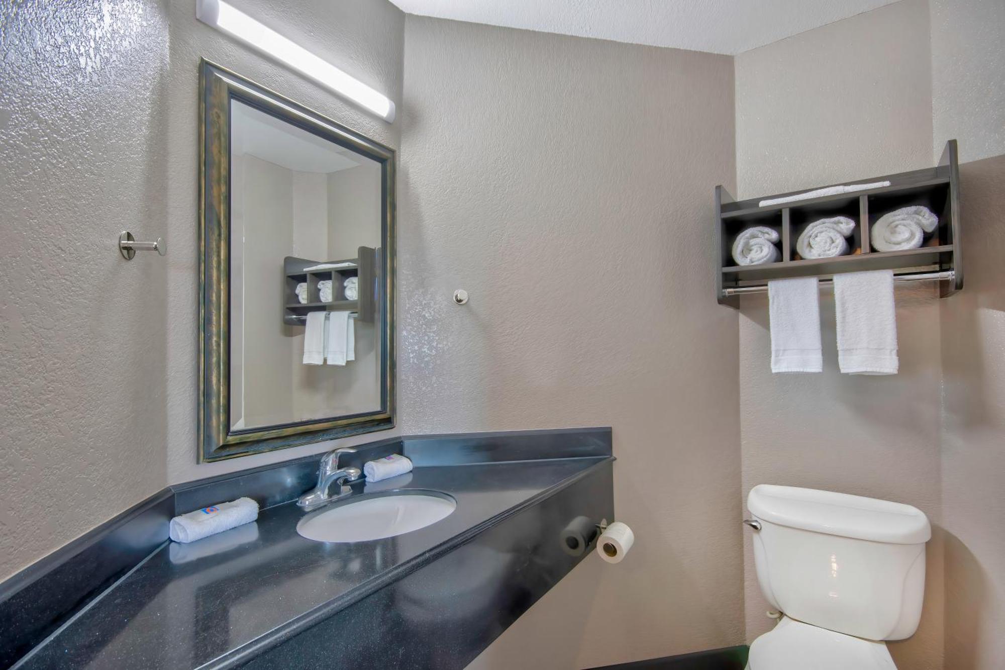 Hotel 6-harlingen, Tx Harlingen
